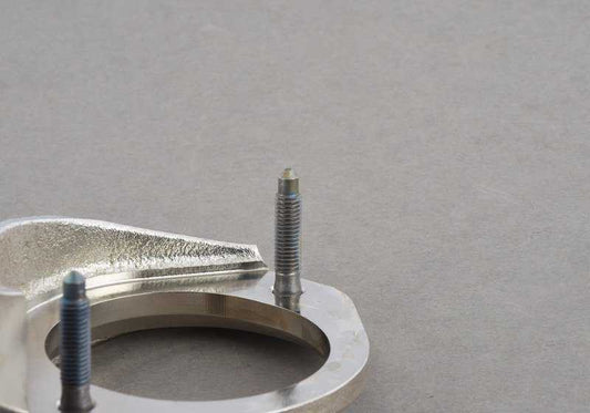 Soporte del catalizador cercano al motor OEM 18327845899 para BMW F10, F06, F12, F13. Original BMW.