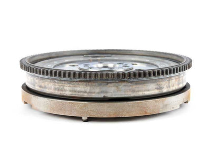 Volante bimasa OEM 21217603616 para BMW Serie 3 (E92, E93). Original BMW.