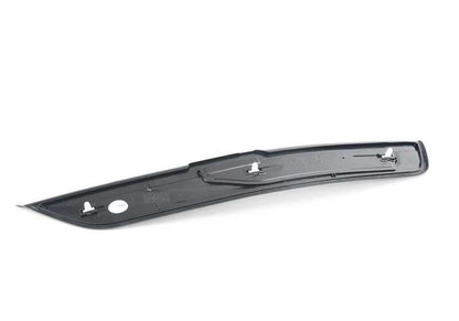 Embellecedor entrada trasera izquierda OEM 51477203603 para BMW Serie 5 F10, F10N, F11, F11N. Original BMW.