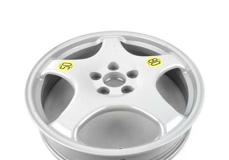 Tire en alliage léger pour la série BMW 5 G30, G31, G38, 7 G11, G12, X3 G01, X4 G02 (OEM 36116863416). BMW d'origine.