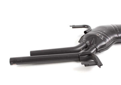 Silenciador delantero OEM 18121177233 para BMW E28 y E24. Parte original del sistema de escape sin catalizador. Compatible solo con estos modelos. Original BMW.