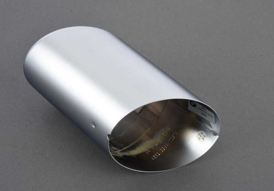 OEM Chrome Échappement Sortie 18307633312 pour la série BMW 3 (F30, F31) et 4 séries (F32, F33, F36). BMW d'origine.