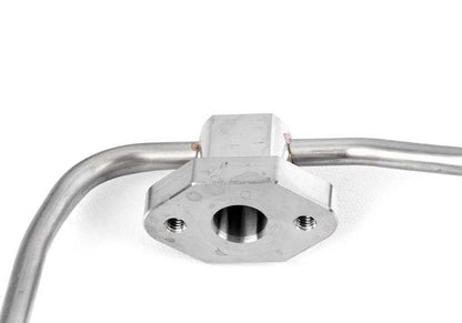 Tubo de combustible con adaptador de sensor OEM 16112283243 para BMW E63 y E64. Original BMW.