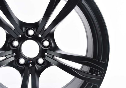 Llantas de aleación BMW M Doble Radio 343 negras mate 20" OEM 36112284602 para BMW F10 M5. Original BMW.