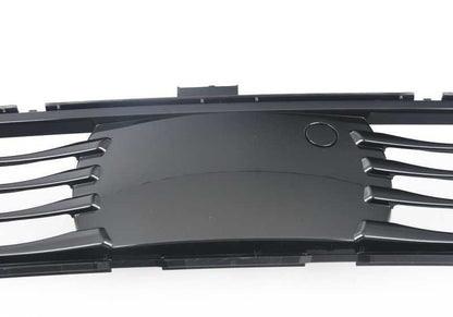 Rejilla entrada de aire central OEM 51117486831 para BMW G11, G12. Pieza original BMW.
