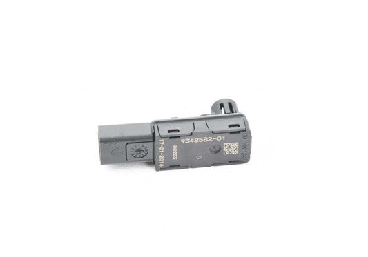 Luz LED interior OEM 63319348582 para BMW i3 (I01), i8 (I12, I15). Apta para puerta y maletero. Compatible con modelos fabricados entre 2014 y 2020. Original BMW.