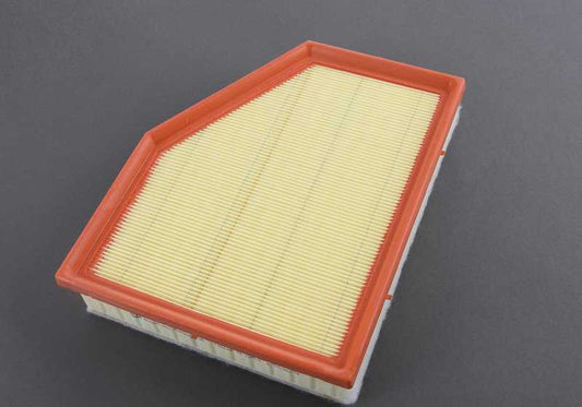 Filtro de aire OEM 13718691835 para BMW G30 518d, 520d, 520d xDrive. Compatible con versiones manuales y automáticas, tracción trasera y total. Original BMW.