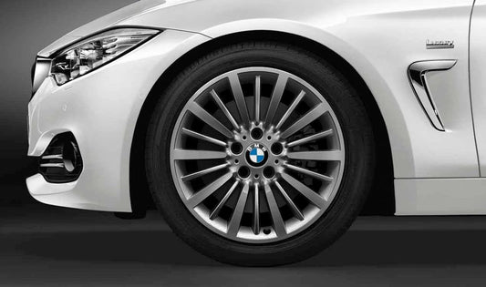 Llantas de aleación multirradio 18" OEM 36116868424 para BMW Serie 3 F30 (316d) años 2012-2018. Color ferric grey bicolor. Original BMW.
