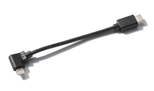 Cable adaptador USB-C a Lightning OEM 61347921643 para BMW Motorrad K1600 GT, K1600 GTL, R18 B... y más. Original BMW Motorrad.