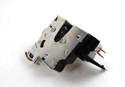 Cierre de puerta delantero derecho OEM 51218235104 para BMW E39 520d, 520i (todos los motores y transmisiones compatibles). Original BMW.