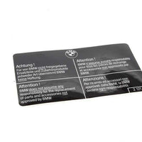 Plaque indicatrice OEM 51142121173 pour BMW E30, E36, E46, E90, E91, E92, E93, E28, E34, E39, E60, E61, F07, E32, E38, E65, E66, E31, E84, E83, E53, E70, E71, E72, Z1, Z3, E85, E86, E89, E52. Véritable BMW.