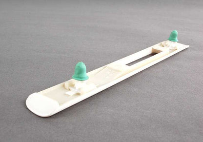 Moldura lateral delantera derecha imprimada OEM 51137893678 para BMW E46. Original BMW.