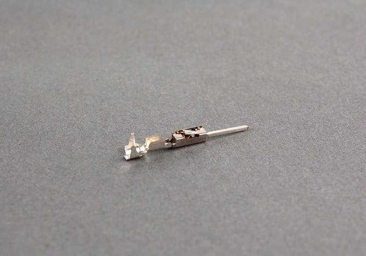 Terminal eléctrico OEM 61138366269 para BMW E81, E82, E87, E88, F20, F21, E36, E46, E90, E91, E92, E93, F30, F31, F34, G20, G21, G28, G80, G81, F32, G26 y más. Original BMW.