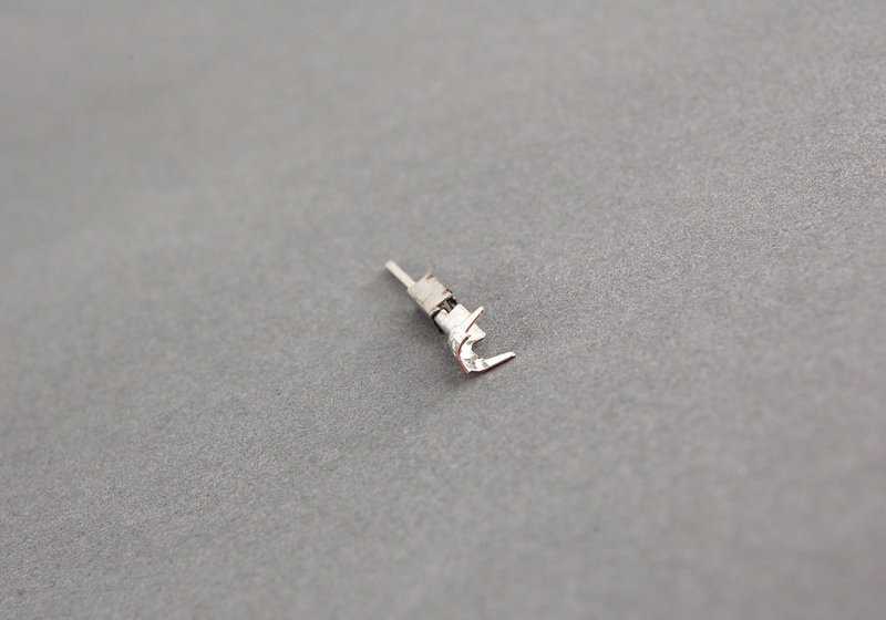 Terminal eléctrico OEM 61138366269 para BMW E81, E82, E87, E88, F20, F21, E36, E46, E90, E91, E92, E93, F30, F31, F34, G20, G21, G28, G80, G81, F32, G26 y más. Original BMW.
