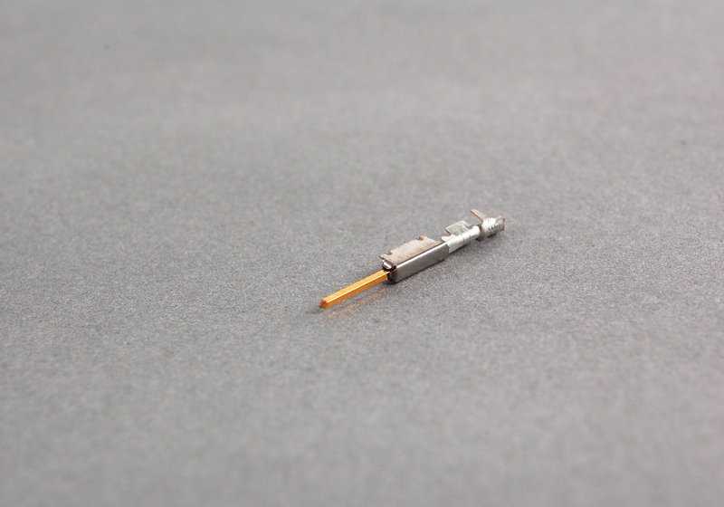 Terminal de contacto eléctrico OEM 61131392234 para BMW E81, E82, E87, E88, F20, F21, E36, E46, E90, E91, E92, E93, F30, F31, F34, G20, F32, E39, E60, E61, F07, F10, F11, F90, G30, G31, E63, E64, F06, F12, F13, G32, E38, E65, E66, F01, F02, F04, G11