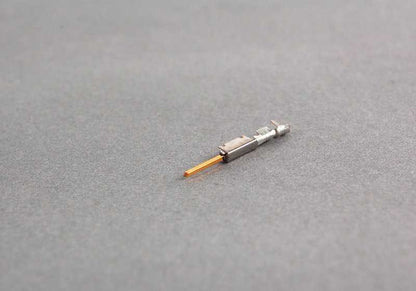 Terminal de contacto eléctrico OEM 61131392234 para BMW E81, E82, E87, E88, F20, F21, E36, E46, E90, E91, E92, E93, F30, F31, F34, G20, F32, E39, E60, E61, F07, F10, F11, F90, G30, G31, E63, E64, F06, F12, F13, G32, E38, E65, E66, F01, F02, F04, G11