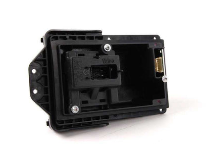 Scatola elettronica senza benrse per BMW Serie 1 E81, E82, E87, E87N, E88, X1 E84 (OEM 63117180829). BMW originale.