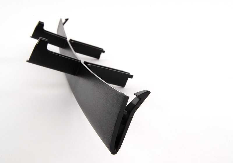 Open Central Rejilla OEM 51117033702 per la serie BMW 5 (E60, E61). BMW originale.