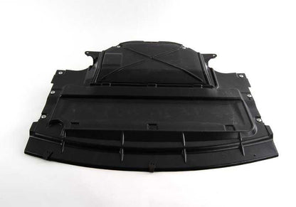 Protector delantero del vano motor OEM 51718150223 para BMW E38 728i, 730i. Compatible con modelos de cambio manual y automático. Original BMW.