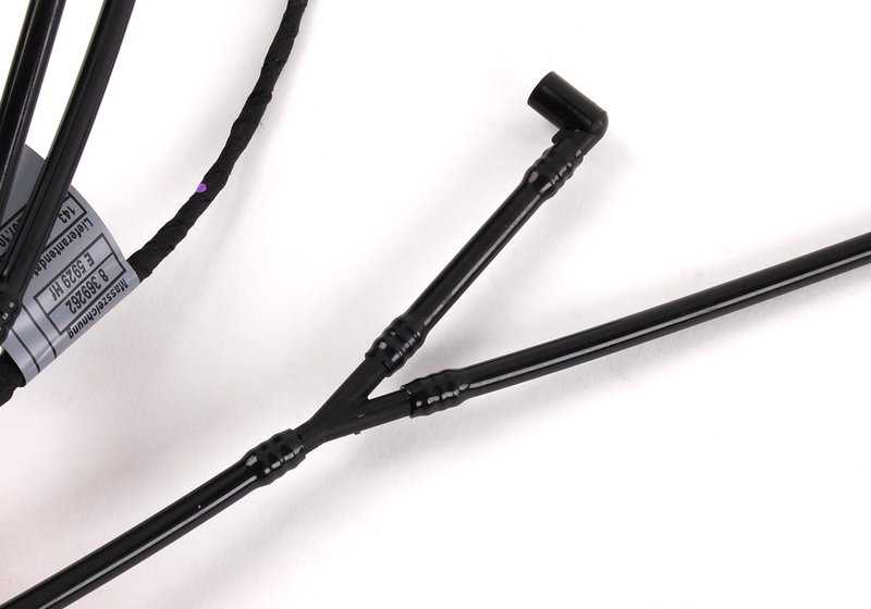 Tubo di lavaggio intensivo per la serie BMW 5 E39 (OEM 61608364209). BMW originale.