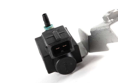Solenoid valve for BMW 3 Series E36 (OEM 11721433458). Original BMW