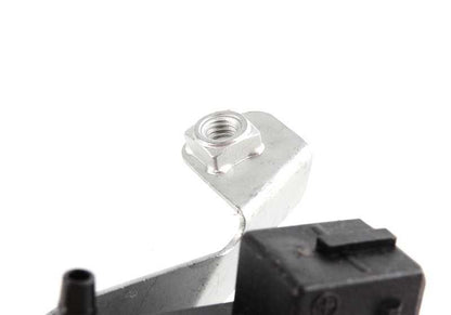 Solenoid valve for BMW 3 Series E36 (OEM 11721433458). Original BMW