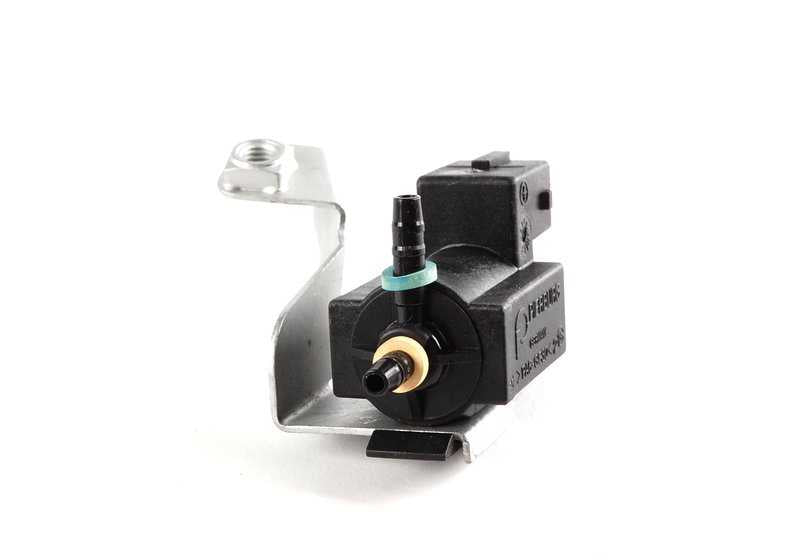 Solenoid valve for BMW 3 Series E36 (OEM 11721433458). Original BMW
