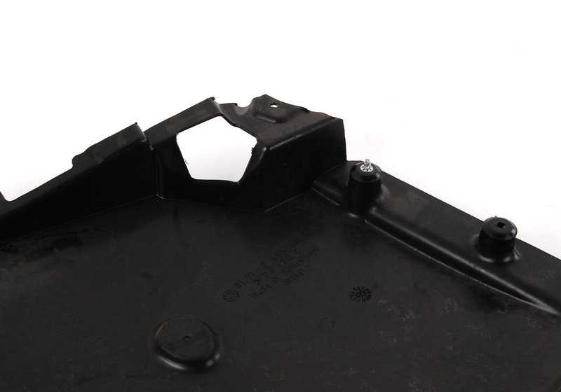 Front engine compartment protection for BMW E39 (OEM 51712695680). Original BMW.