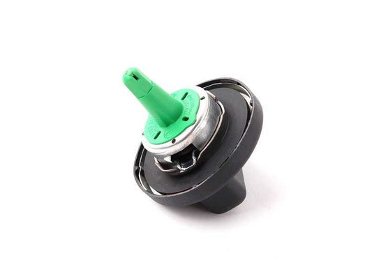 Tapa de depósito de combustible sin cierre OEM 16111184717 para BMW E39 520i. Compatible con todos los modelos E39 520i de 1996 a 2003. Recambio original BMW.