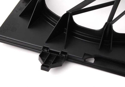 Carcasa del ventilador OEM 17417543283 para BMW E60, E60N, E61, E61N, E63, E63N, E64, E64N, E65, E66. Original BMW.