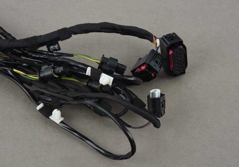 Vorderkabel für BMW I12 (OEM 61129391557). Original BMW