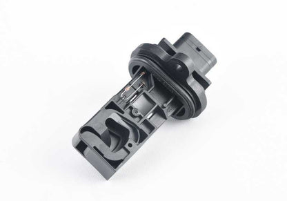 Medidor de masa de aire de película caliente para BMW E60, E61, F07, F10, E63, F12, E65, F01, X5 E70N, X6 E71 (OEM 13627566990). Original BMW