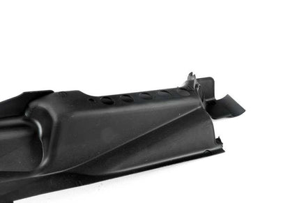 Tubo de admisión izquierdo OEM 64316950225 para BMW E63 630i {N52 y N53, cambio manual y automático}. Compatible con modelos fabricados entre 2004 y 2010. Pieza original BMW.