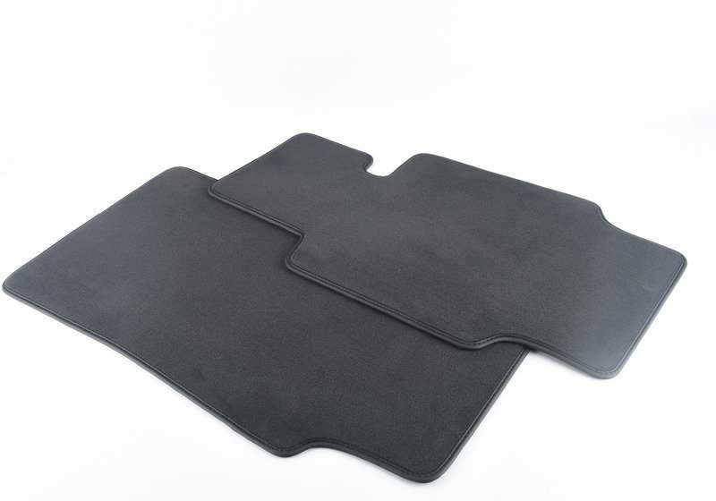Juego de alfombrillas de terciopelo negras OEM 51478241709 para BMW E52 Z8. Original BMW.