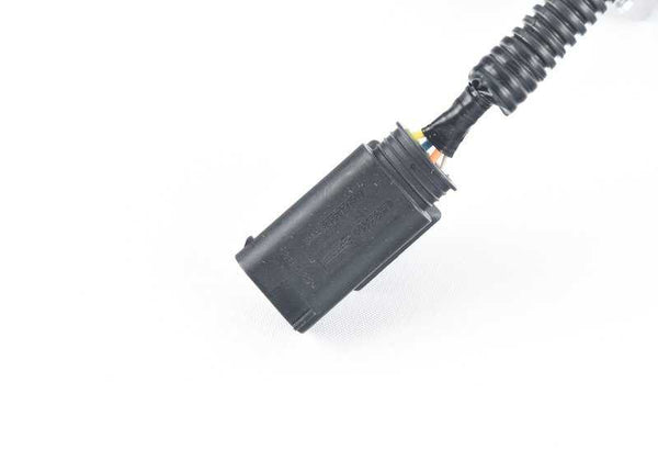 Válvula de expansión eléctrica OEM 64119292568 para BMW i3 (I01, I01N). Componente del circuito de climatización. Original BMW.