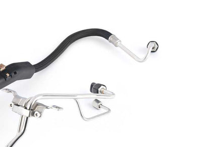 OEM -Kraftstoffrohr 13537546657 für BMW E65, E66. Original BMW.