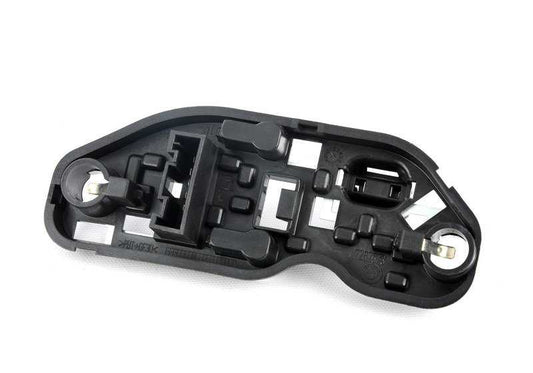 Porta lámparas trasero derecho OEM 63217262574 para BMW X5 E70 y E70N. Pieza original BMW.