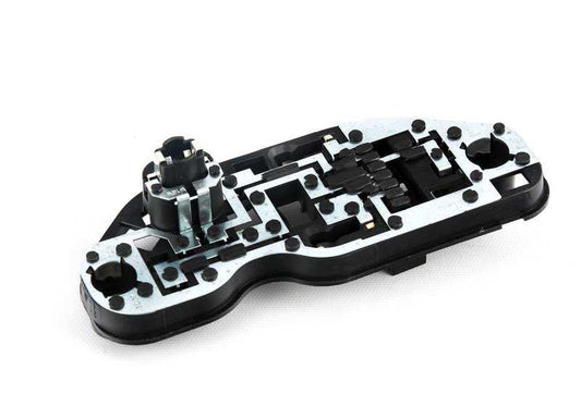 Porta lámparas trasero derecho OEM 63217262574 para BMW X5 E70 y E70N. Pieza original BMW.