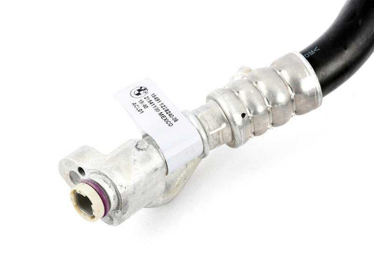 Tubería de succión del evaporador al compresor OEM 64539228240 para BMW F25. Pieza original BMW.