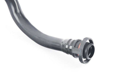 Tubo de ventilación con filtro de polvo OEM 16137438487 para BMW F22 (M235i) y F30 (320i). Compatible con versiones manuales y automáticas. Original BMW.