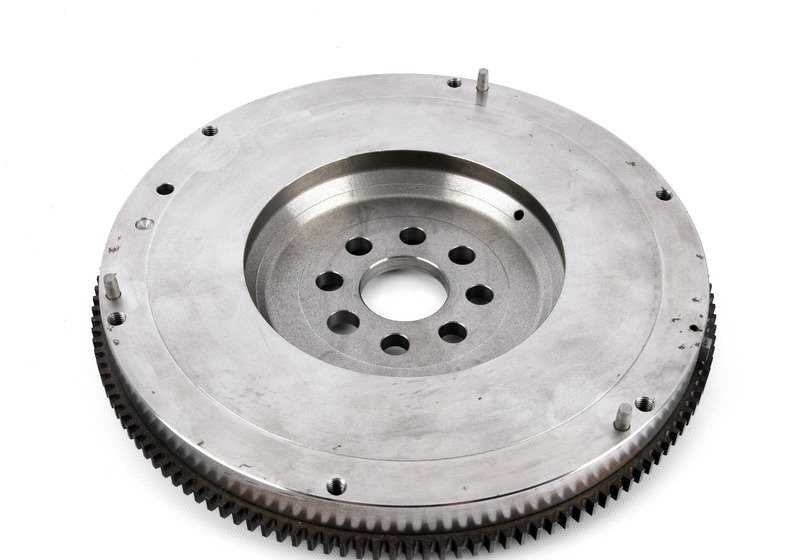 Volante de Inercia para BMW Serie 5 E28 (OEM 11221273153). Original BMW