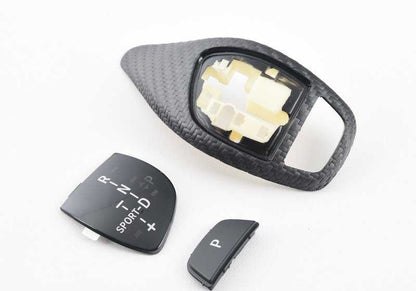 Juego molduras interiores carbono OEM 51952412960 para BMW I12 (i8 Coupé y Roadster). Compatible con todos los modelos BMW i8. Acabado en fibra de carbono original BMW.