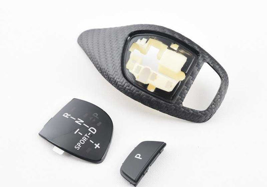 Juego molduras interiores carbono OEM 51952412960 para BMW I12 (i8 Coupé y Roadster). Compatible con todos los modelos BMW i8. Acabado en fibra de carbono original BMW.
