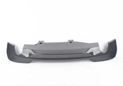 Embellecedor parachoques trasero OEM 51128056123 para BMW F07. Pieza original BMW.