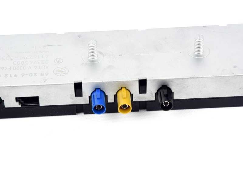 Antennenverstärker (Diversität) OEM 65206912817 für BMW E46 und Z4 E85/E86. Originaler BMW Ersatz.