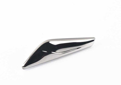 Moldura de adorno pared lateral delantera derecha para BMW F26 (OEM 51117419890). Original BMW