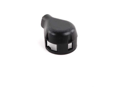 Tapón protector OEM 61131383903 para BMW Serie 3 E36. Pieza original BMW. Ideal para proteger conexiones eléctricas o componentes expuestos.