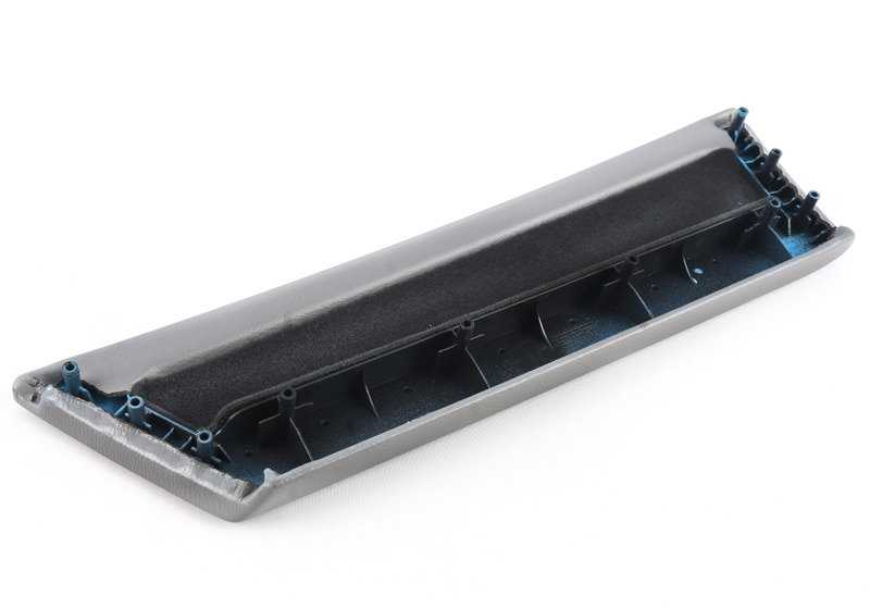 Bolsillo puerta delantera izquierda OEM 51417076793 para BMW E60, E61. Original BMW. Ideal para sustituir el compartimento de la puerta del conductor en modelos Serie 5 compatibles. Color gris.