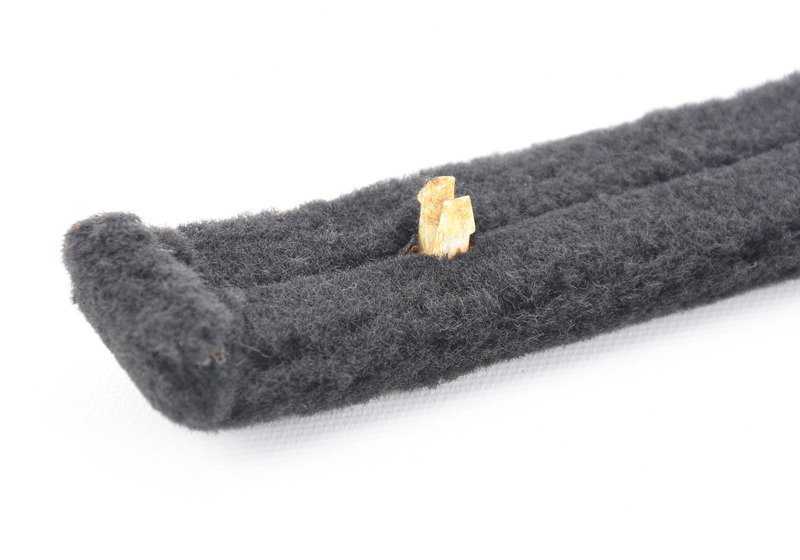 Cubierta inferior de la consola trasera OEM 51168249883 para BMW E39. Original BMW.