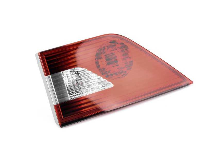 Piloto trasero derecho portón OEM 63213420206 para BMW E83 (X3). Luz trasera original BMW.
